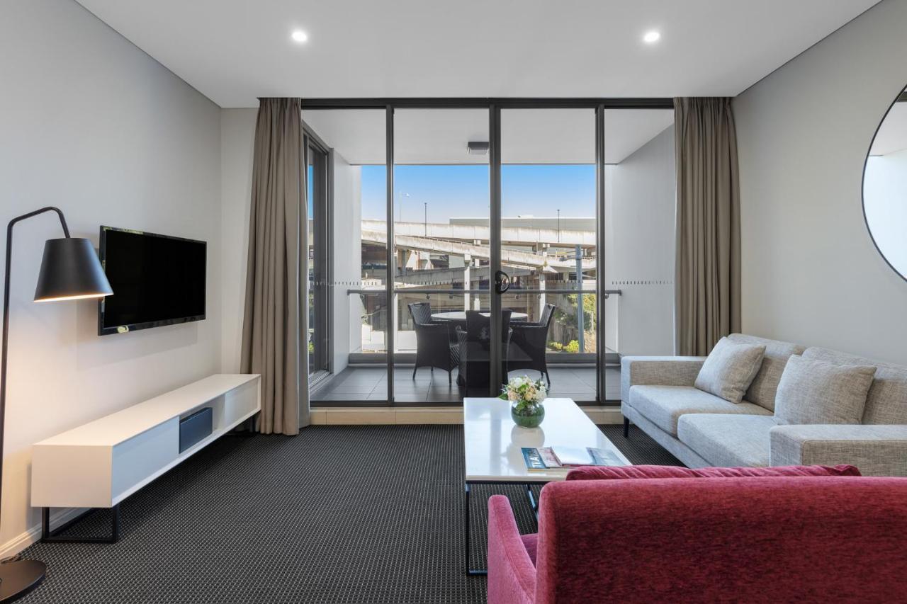 Meriton Suites North Ryde Hotel 5*