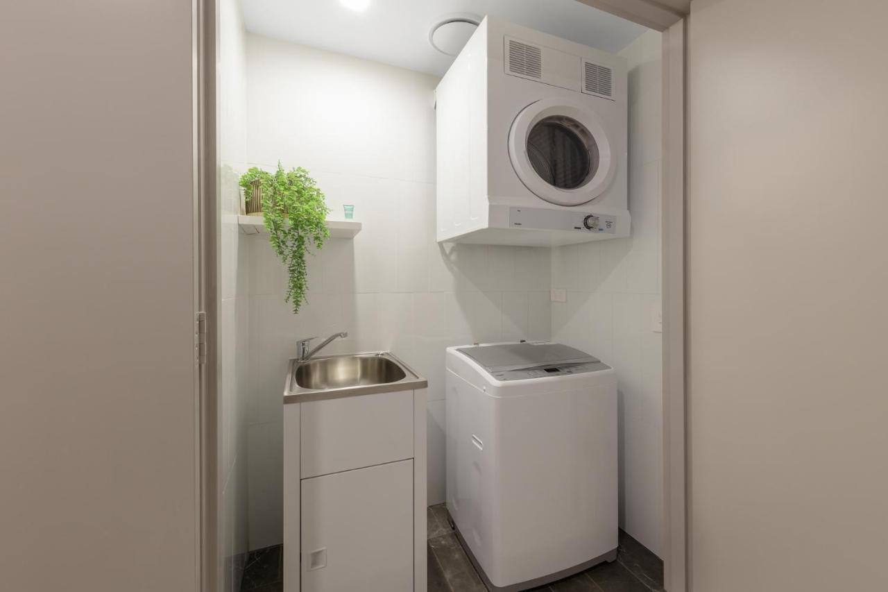 Hotel Meriton Suites North Ryde 5*