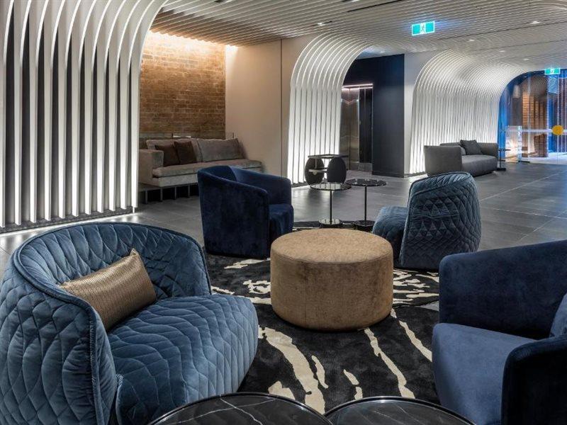 Skye 5* Sydney