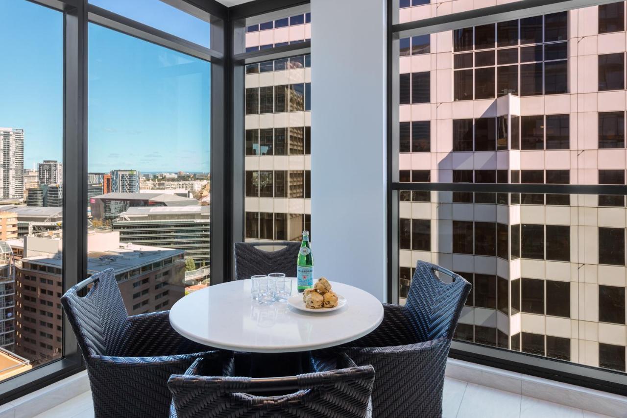 Hotel Meriton Sussex Street,