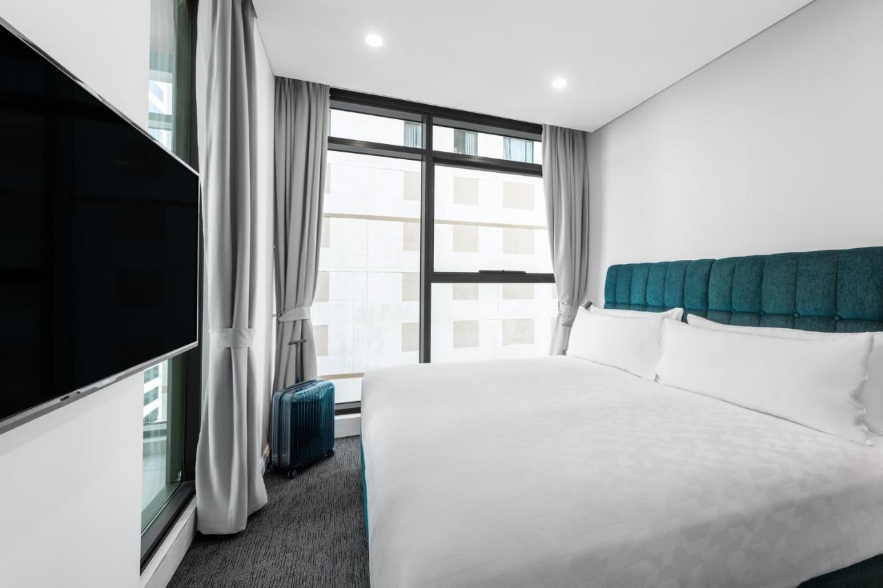 Hotel Meriton Sussex Street,