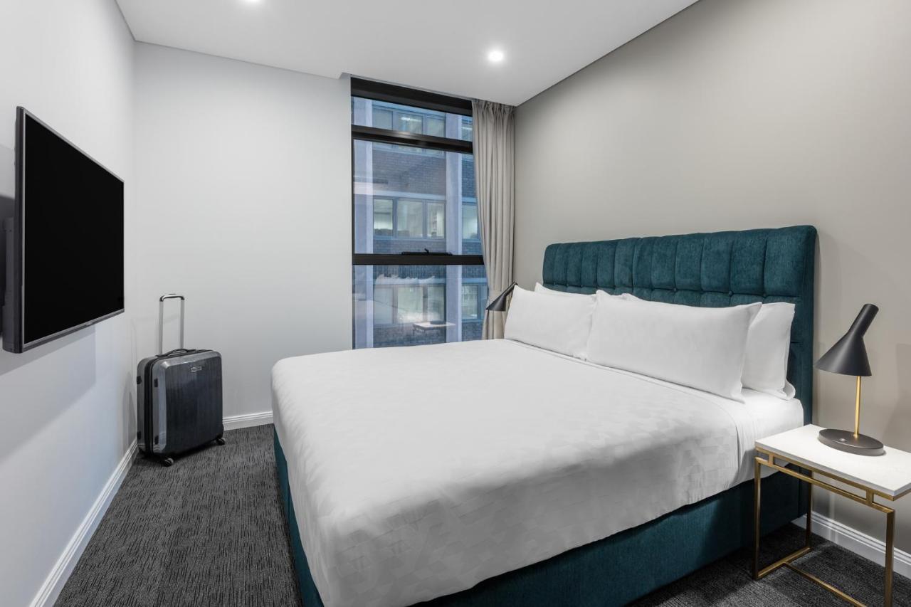 Hotel Meriton Sussex Street,