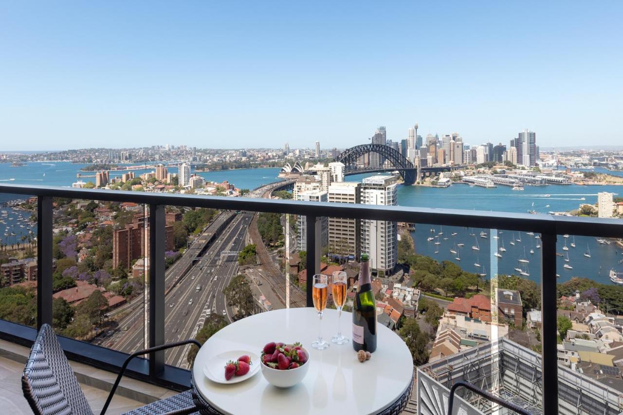 Meriton North Hotel