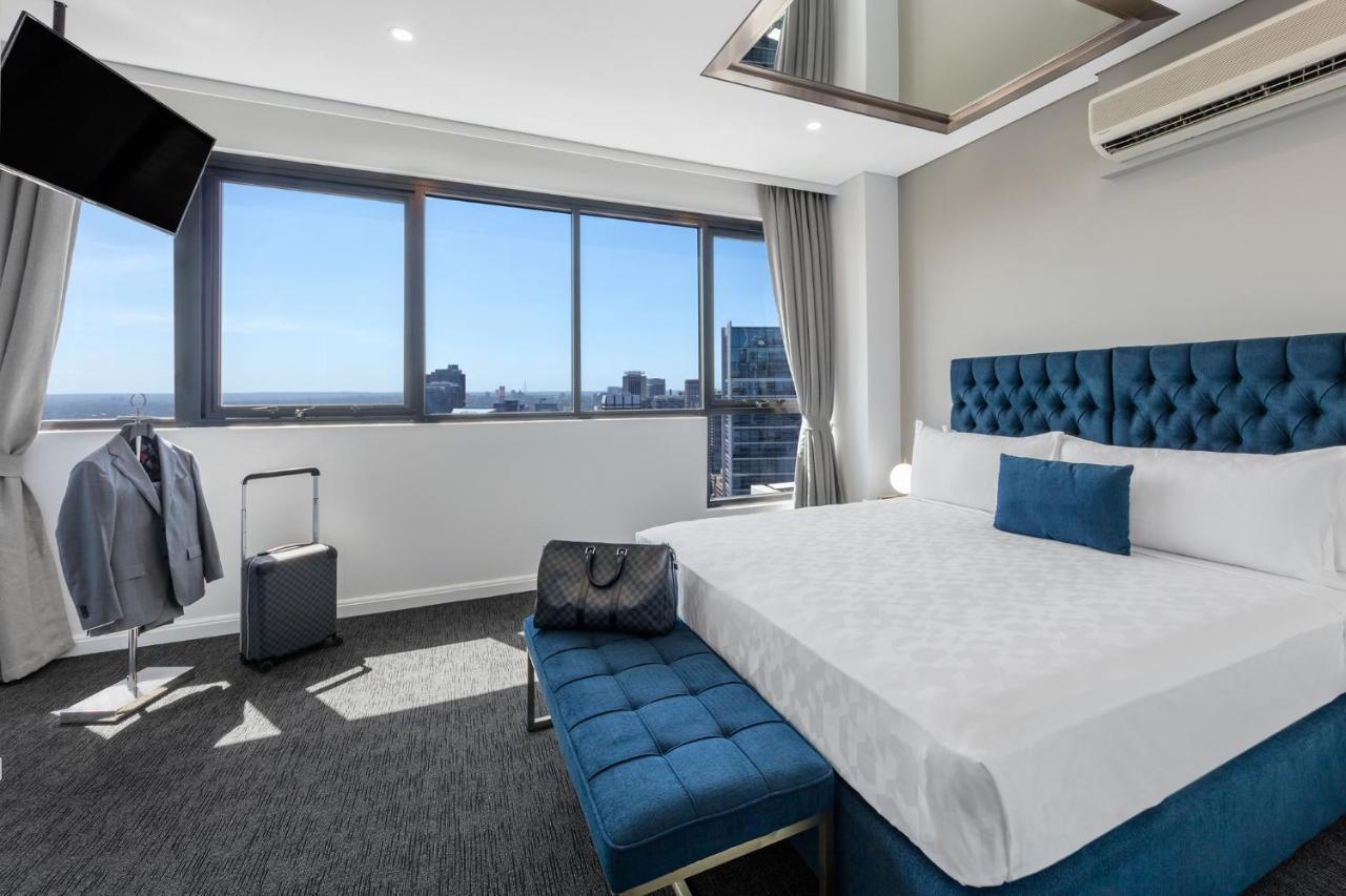 Meriton Kent Street, Hotel
