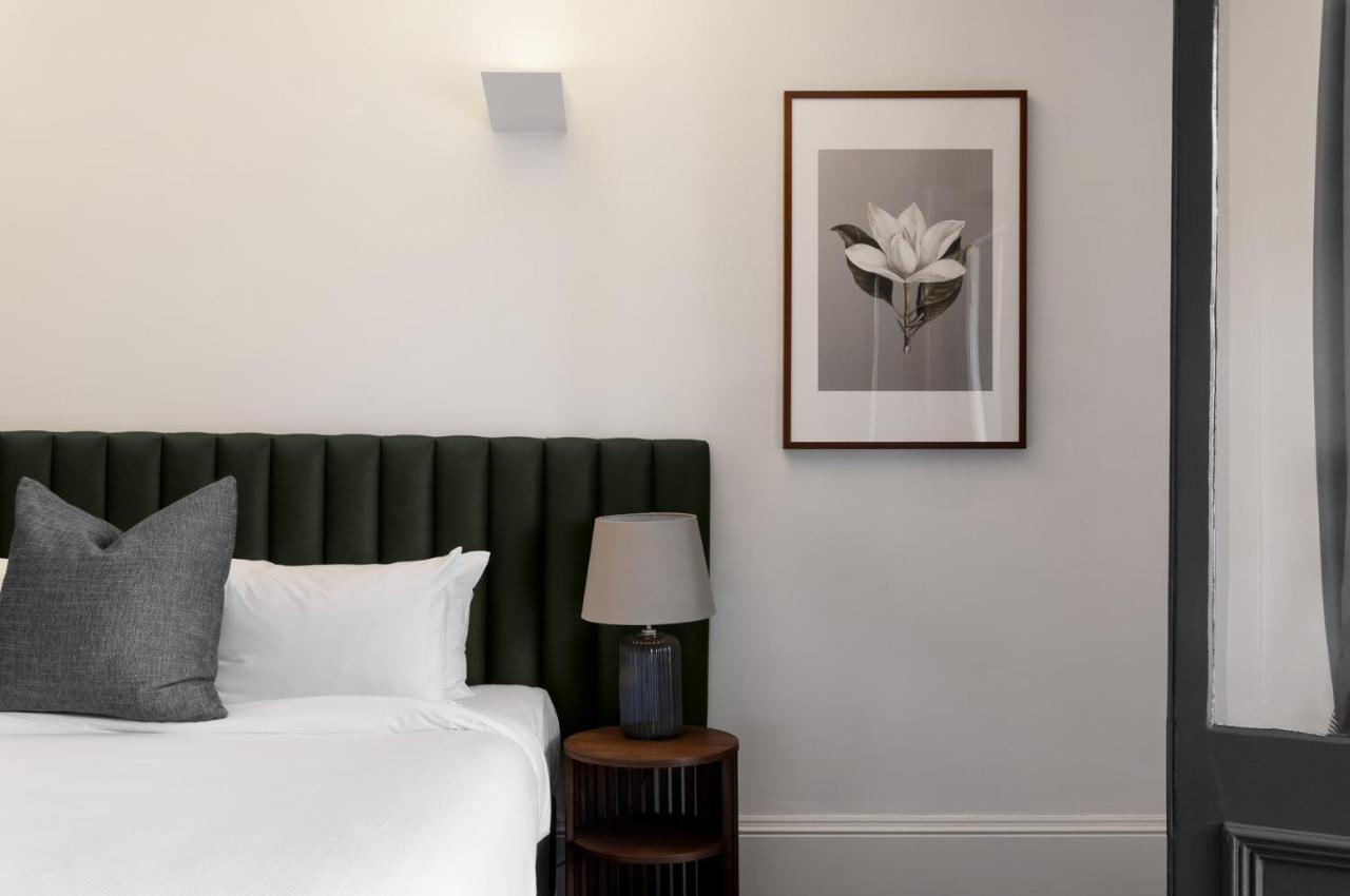 Hotel Challis Potts Point Sydney