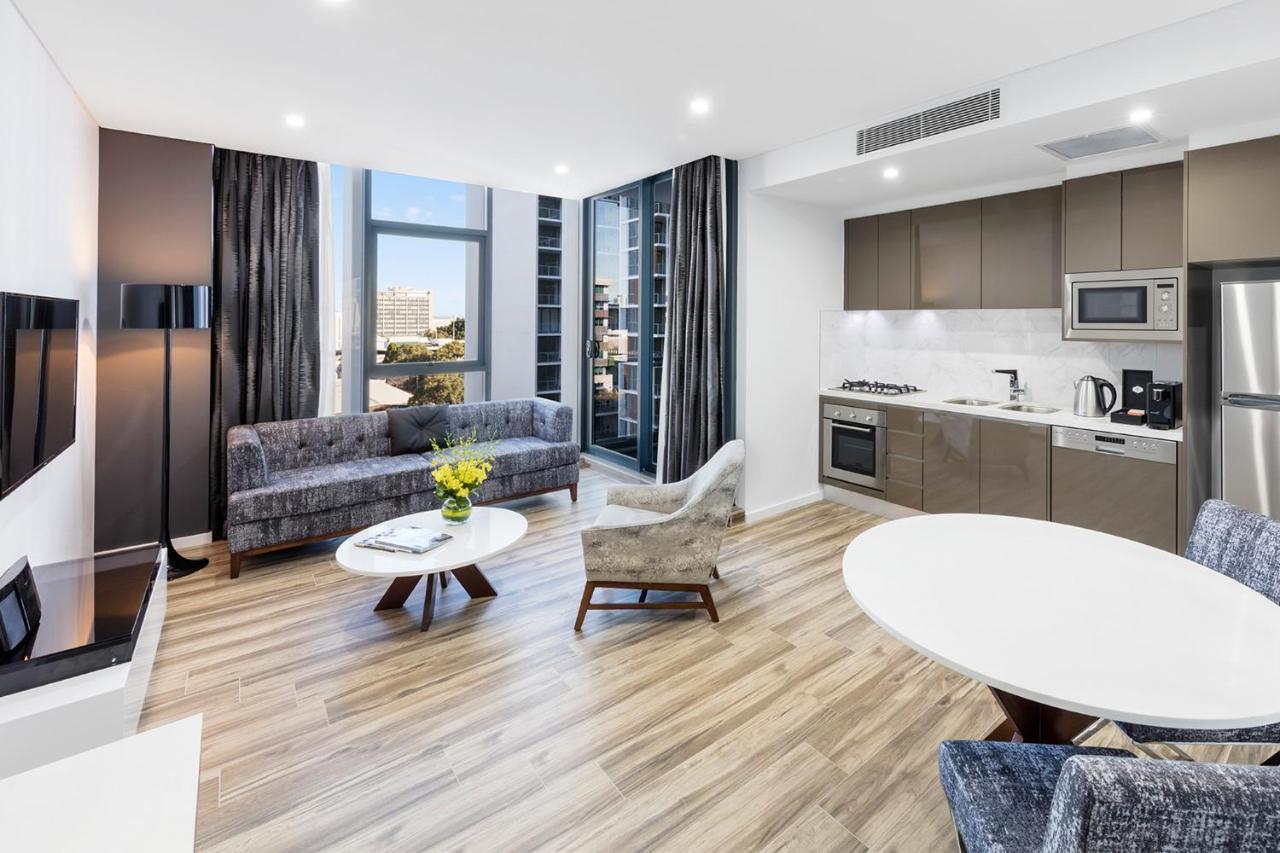 Meriton Mascot Hotel Sydney