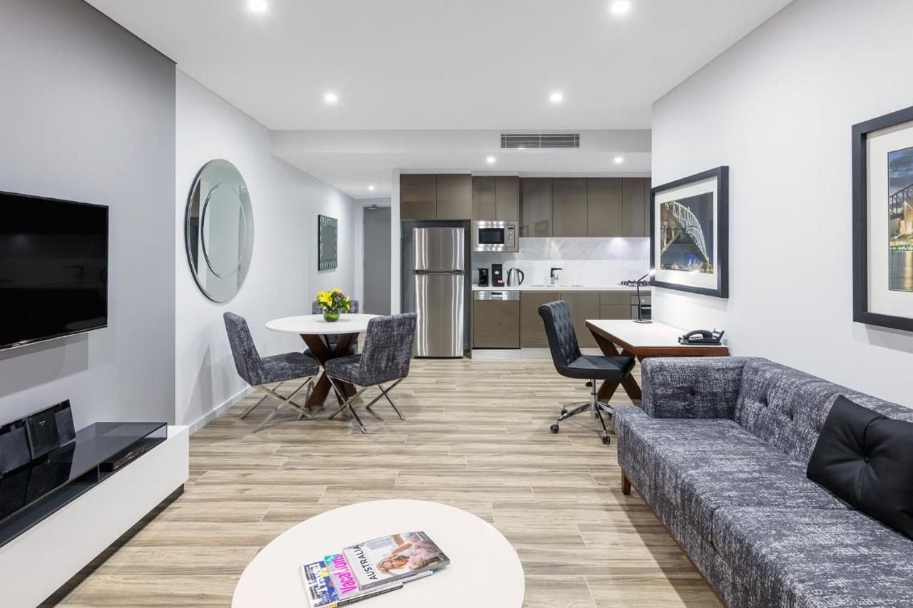 Meriton Mascot