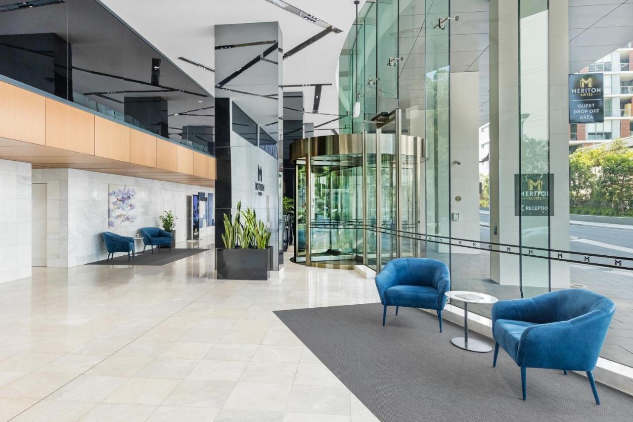 Hotel Meriton Mascot 5*