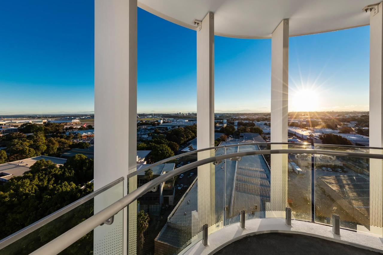 Meriton Mascot Hotel