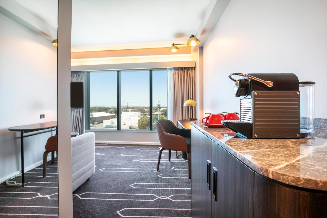 Crowne Plaza Airport By Ihg