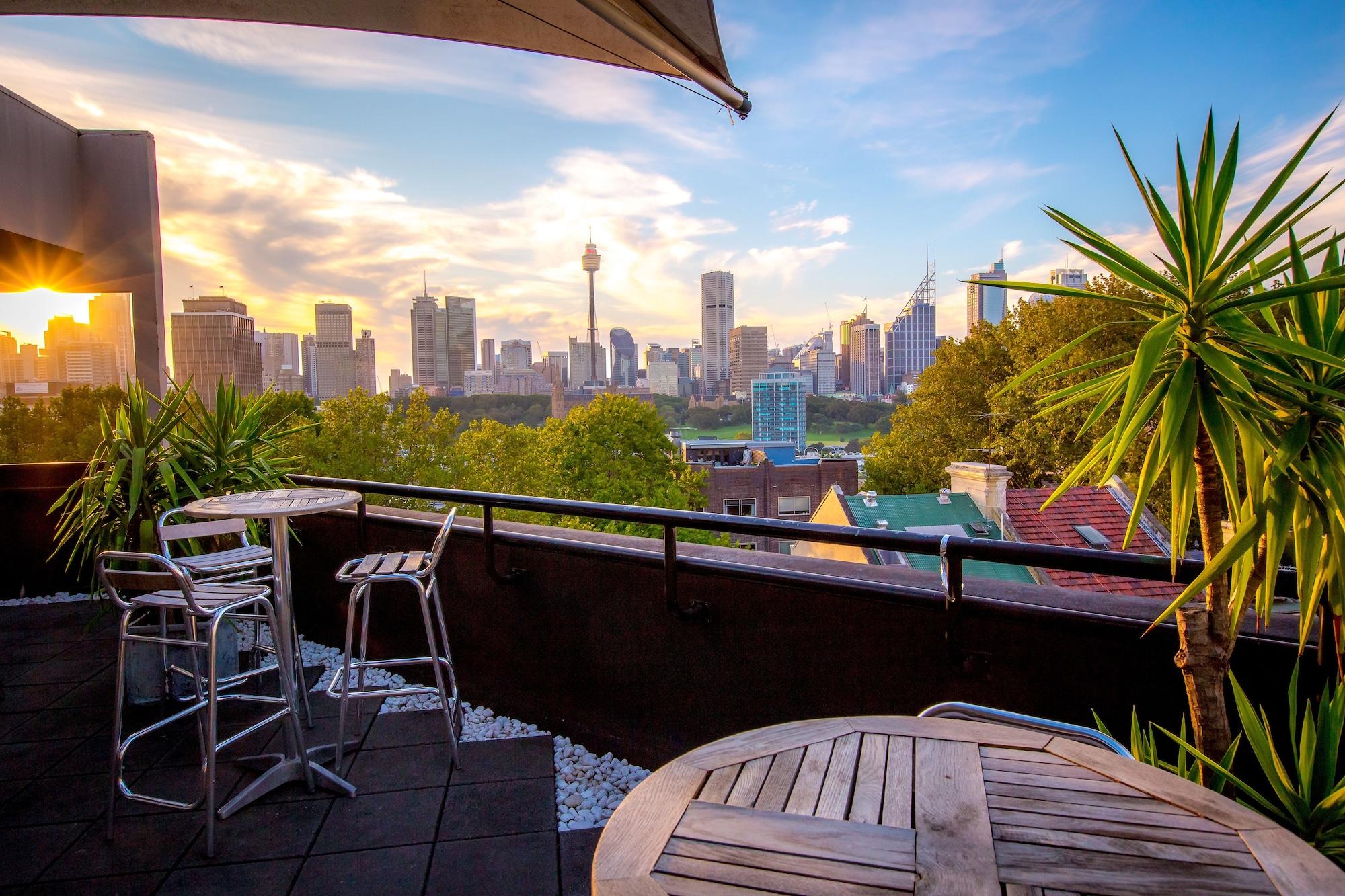 Potts Point Official Aparthotel Sydney