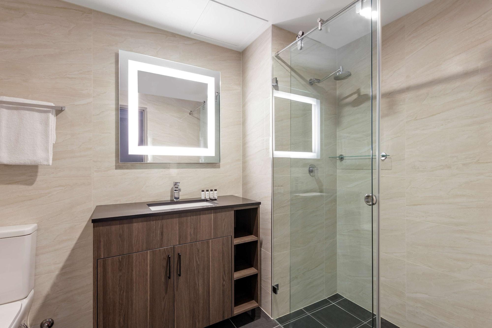 Oaks North Ryde Aparthotel Sydney
