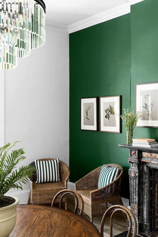 Challis Potts Point 3* Sydney