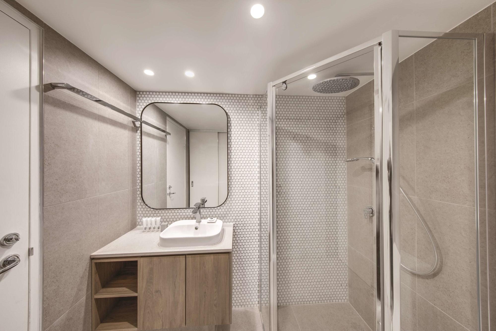 Adina Coogee Aparthotel 4*