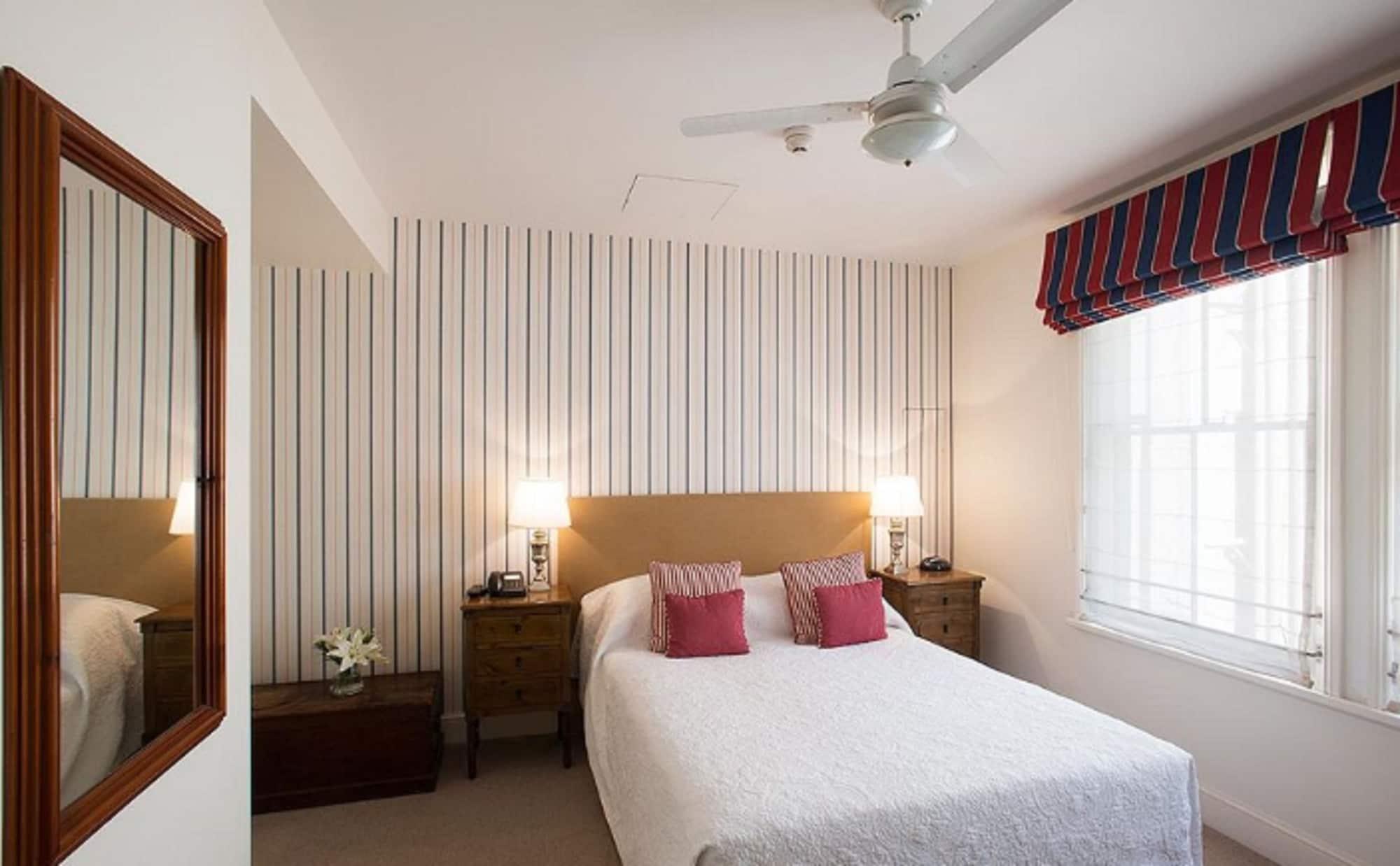 Hotel The Russell Boutique Sydney