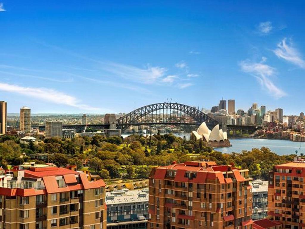 Potts Point Official 4*