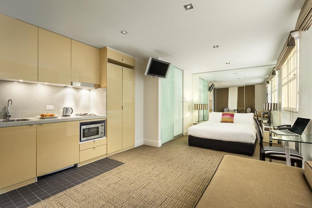 Potts Point Official 4*