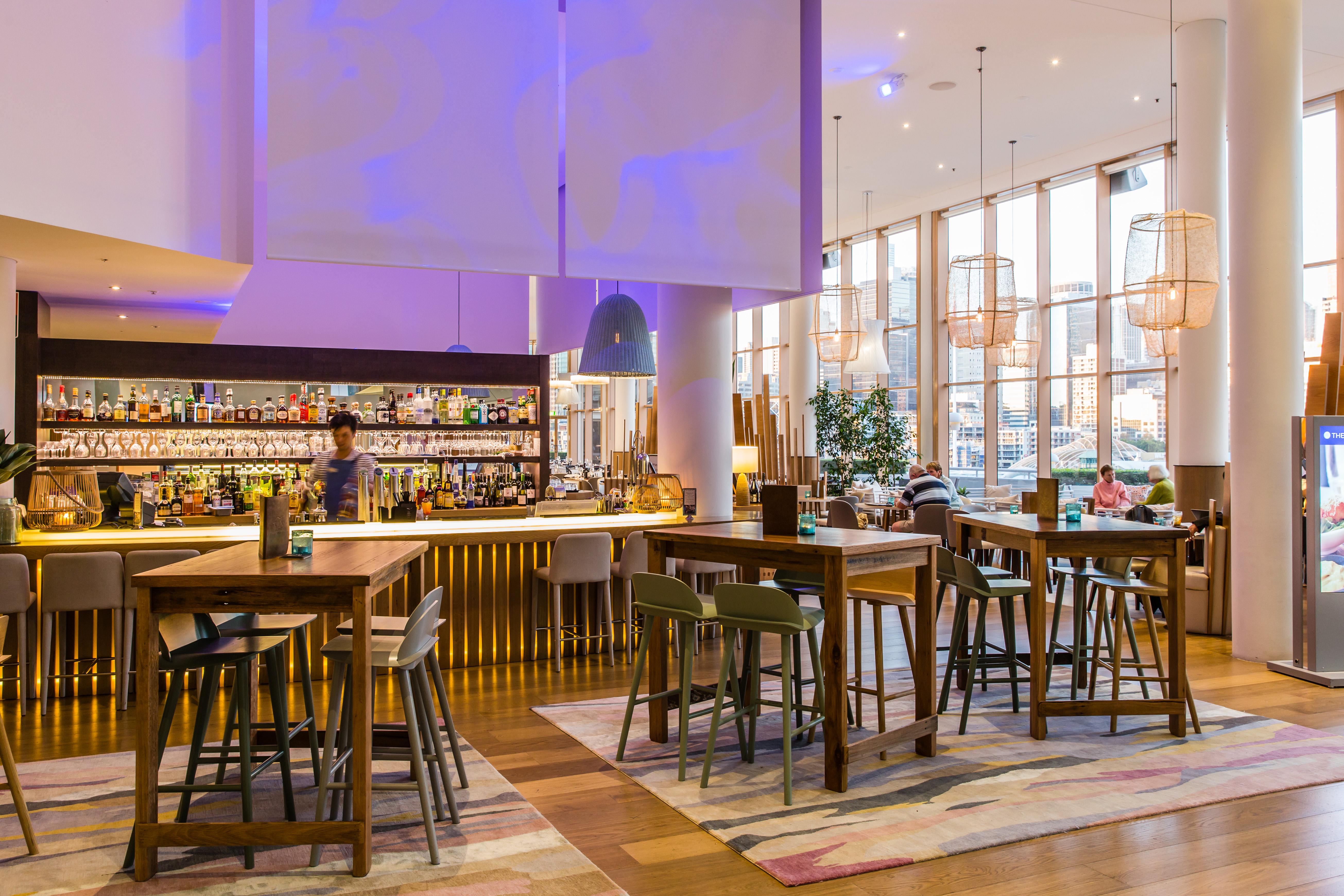 Novotel Darling Harbour 4*