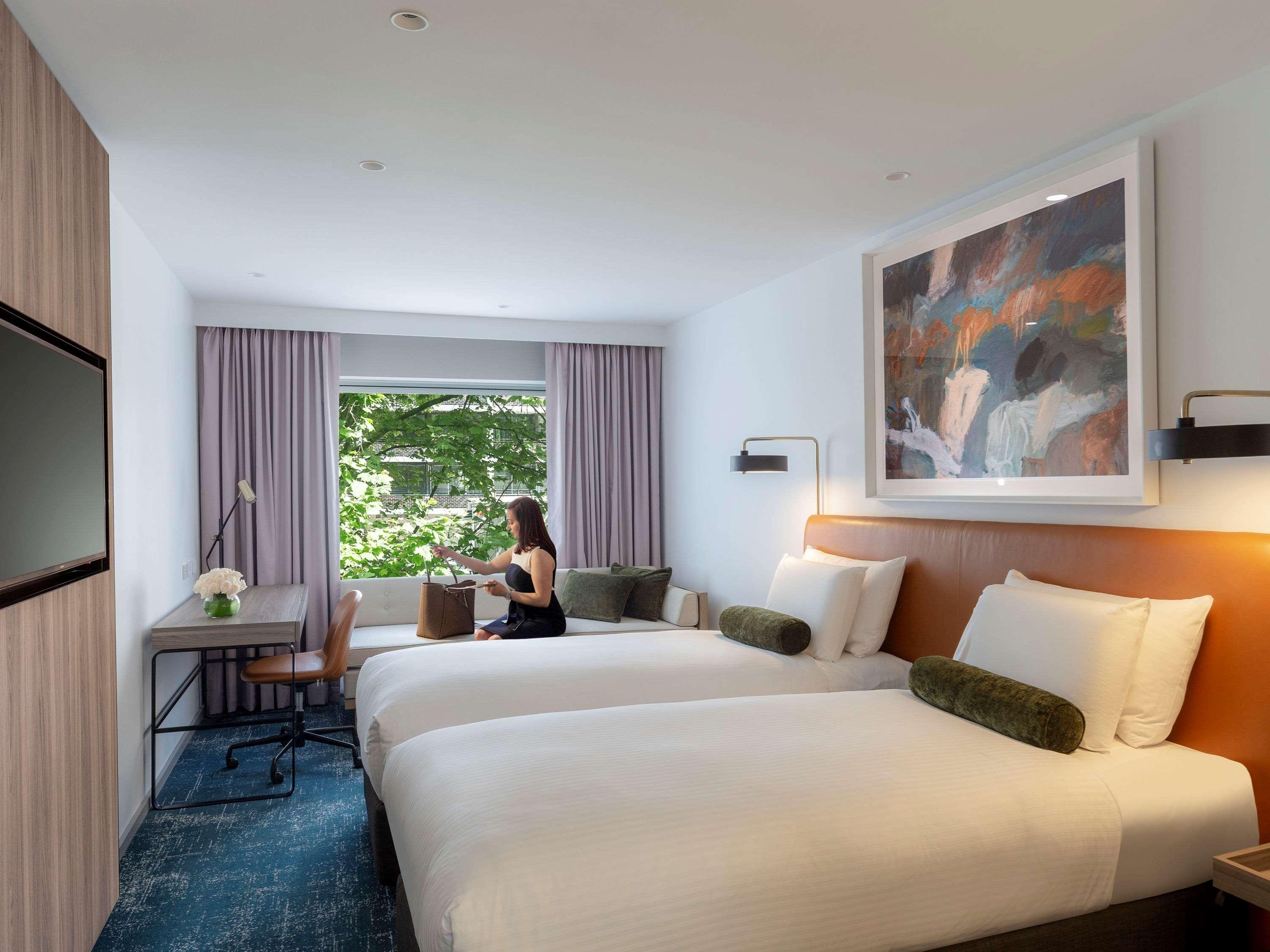 Novotel Darling Square 4*