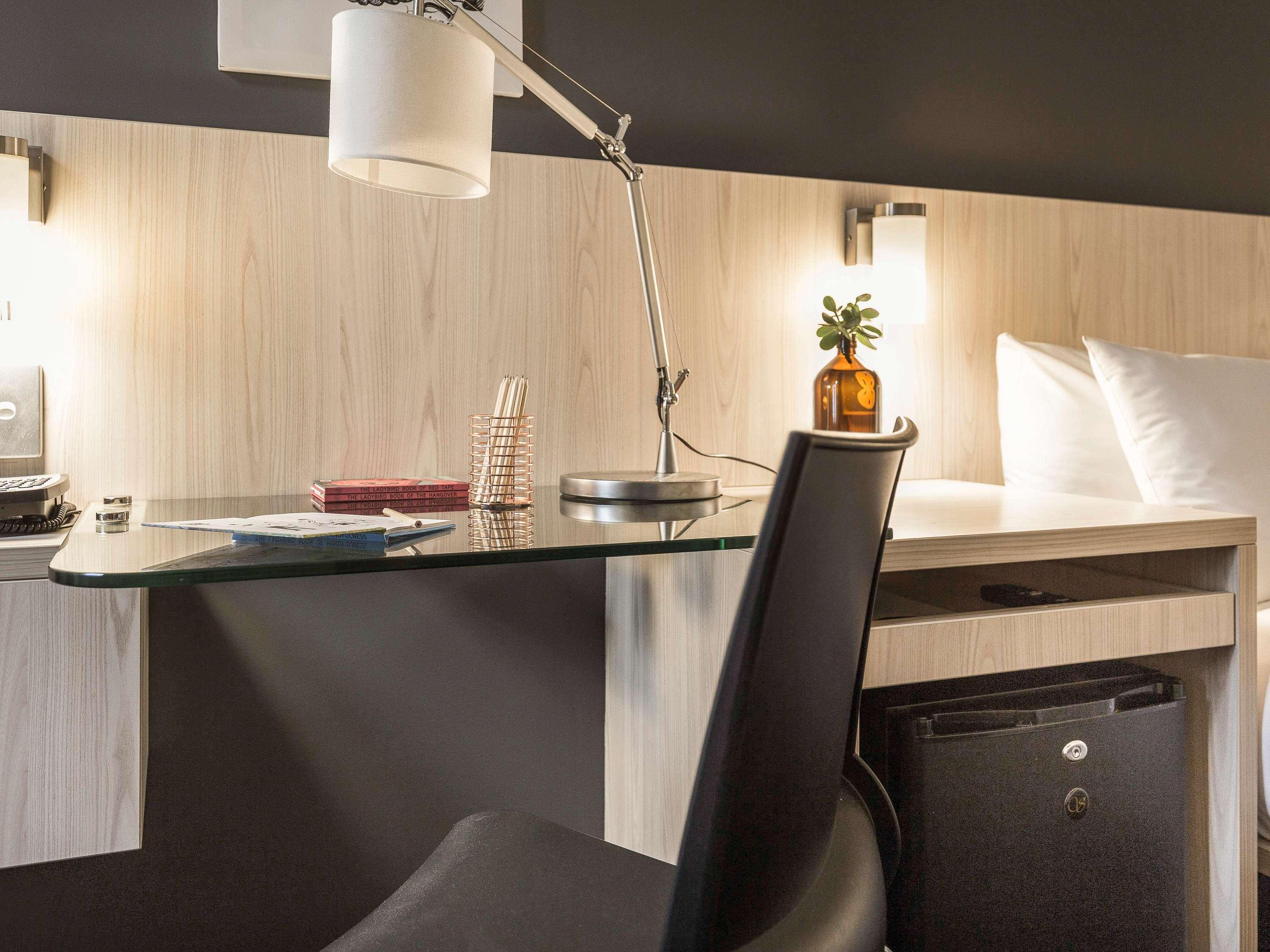 Ibis Barangaroo