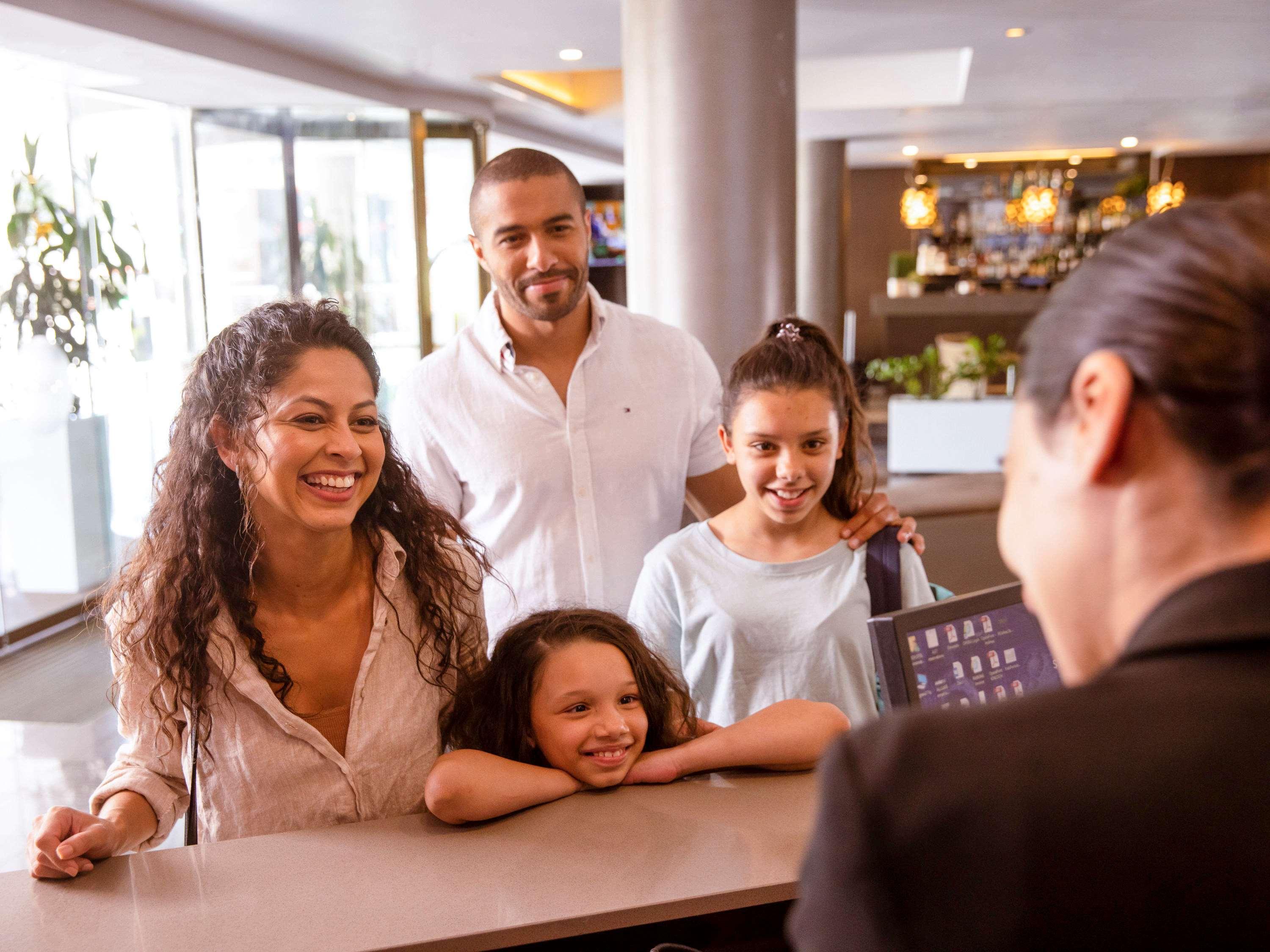 Novotel Parramatta 4*