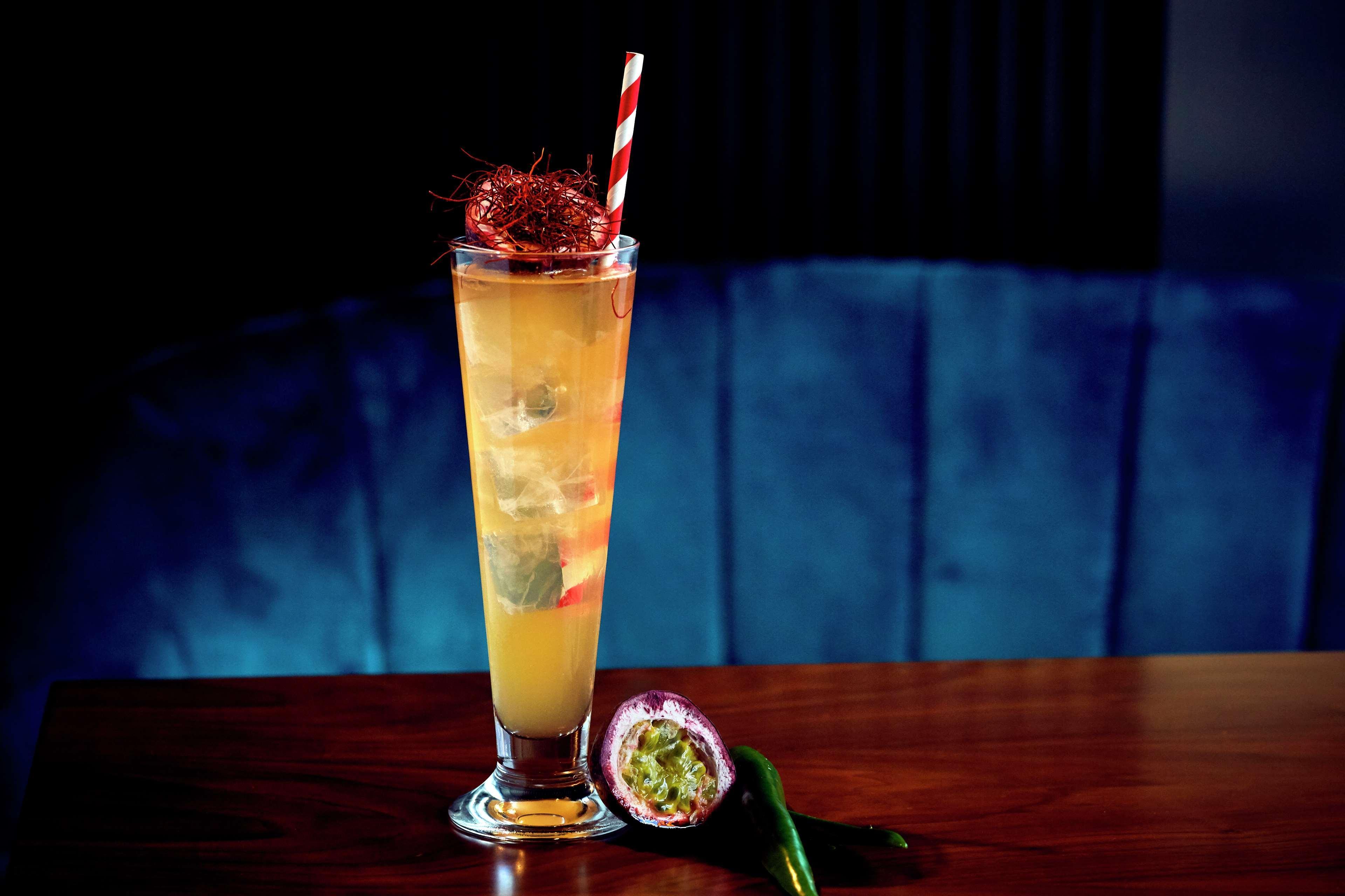 Hotel West Sydney, Curio Collection By Hilton 4*