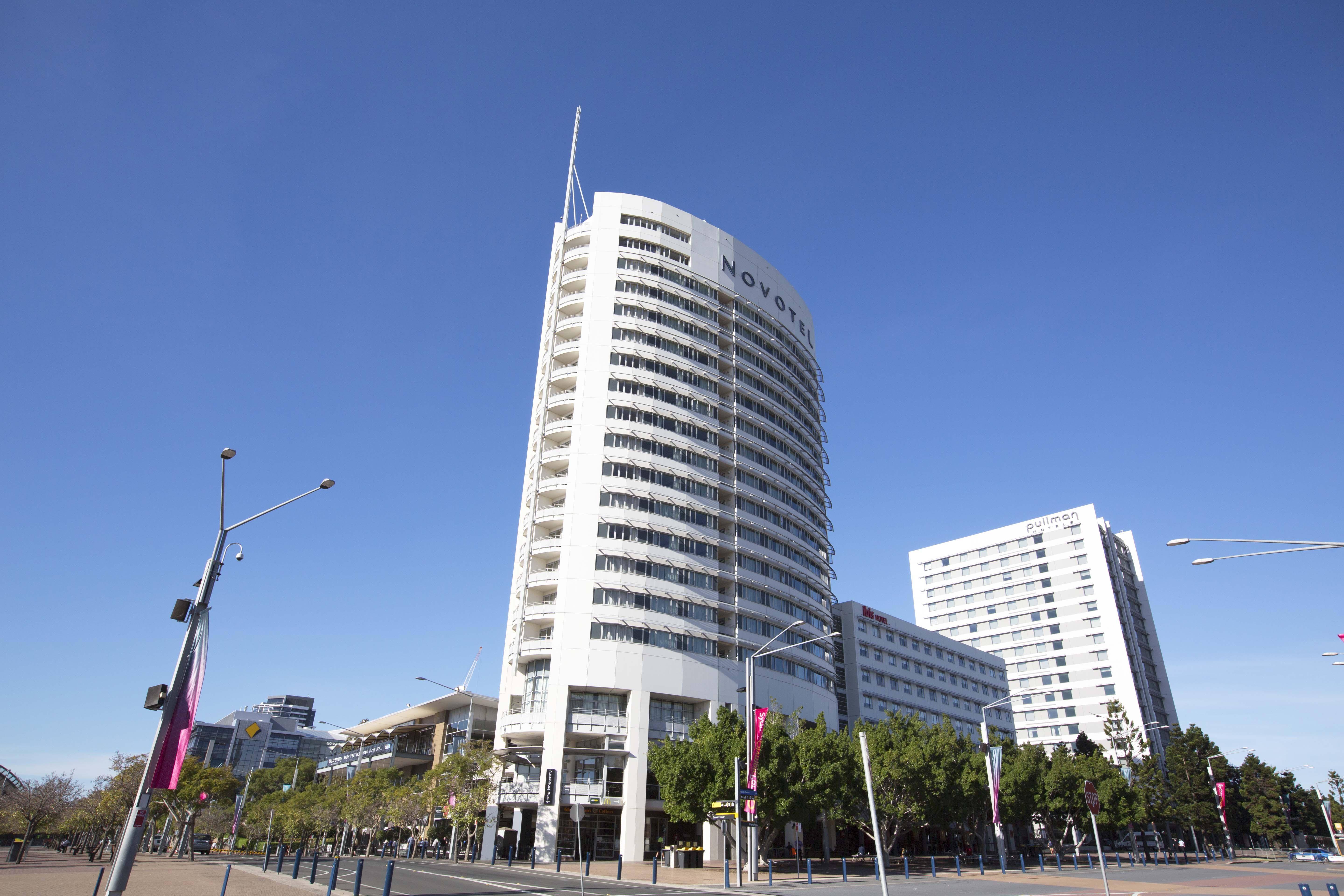 Novotel Olympic Park 4*