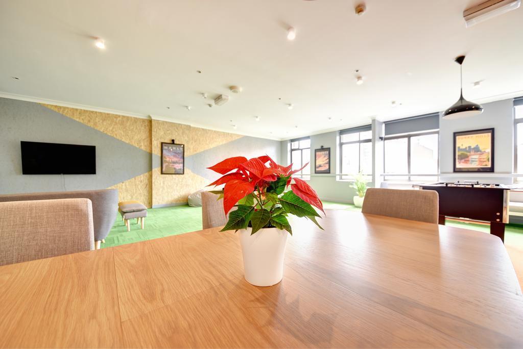 Space Q Capsule Hostel Sydney
