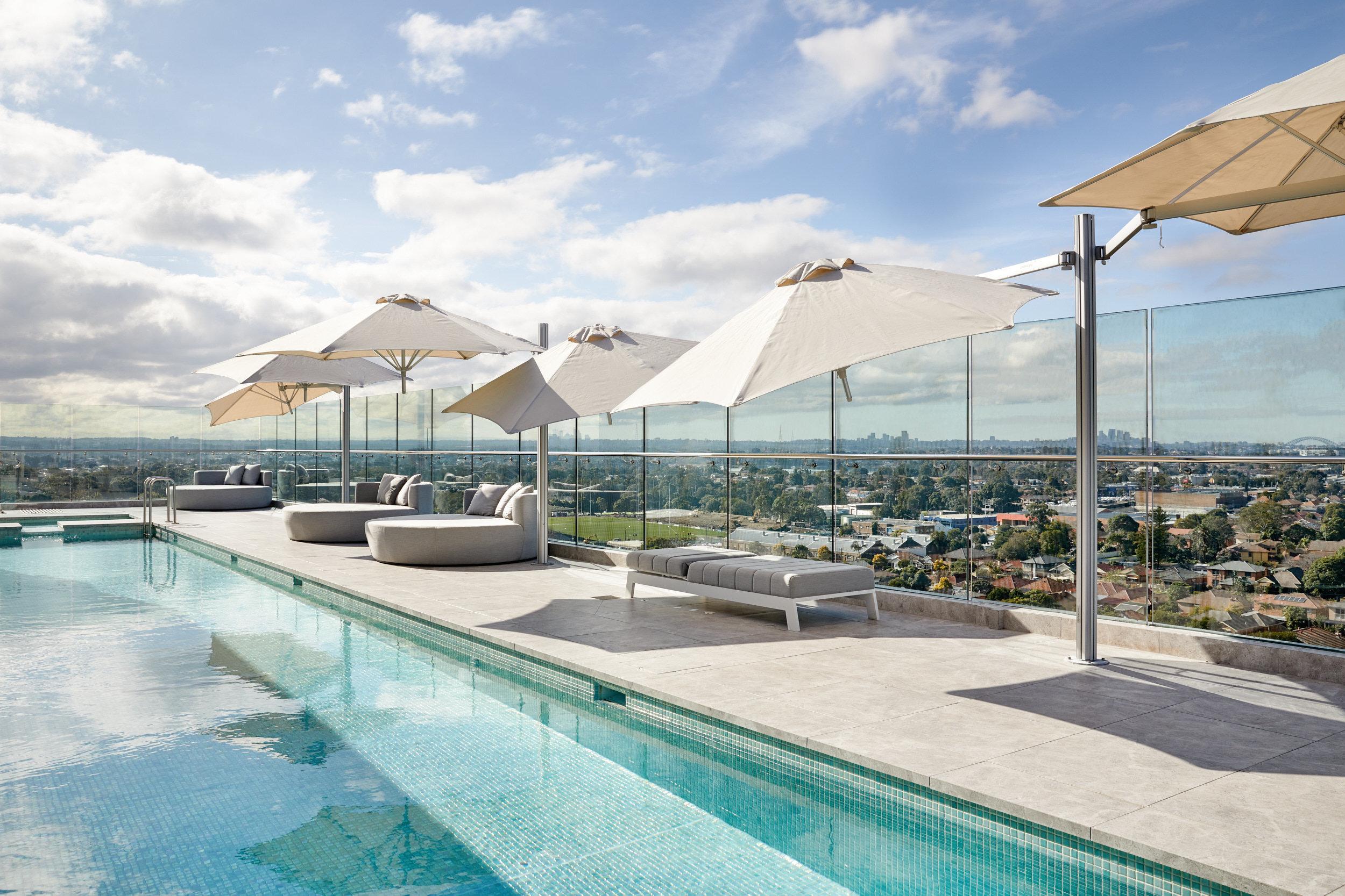 Crowne Plaza Burwood By Ihg Hotel 4*