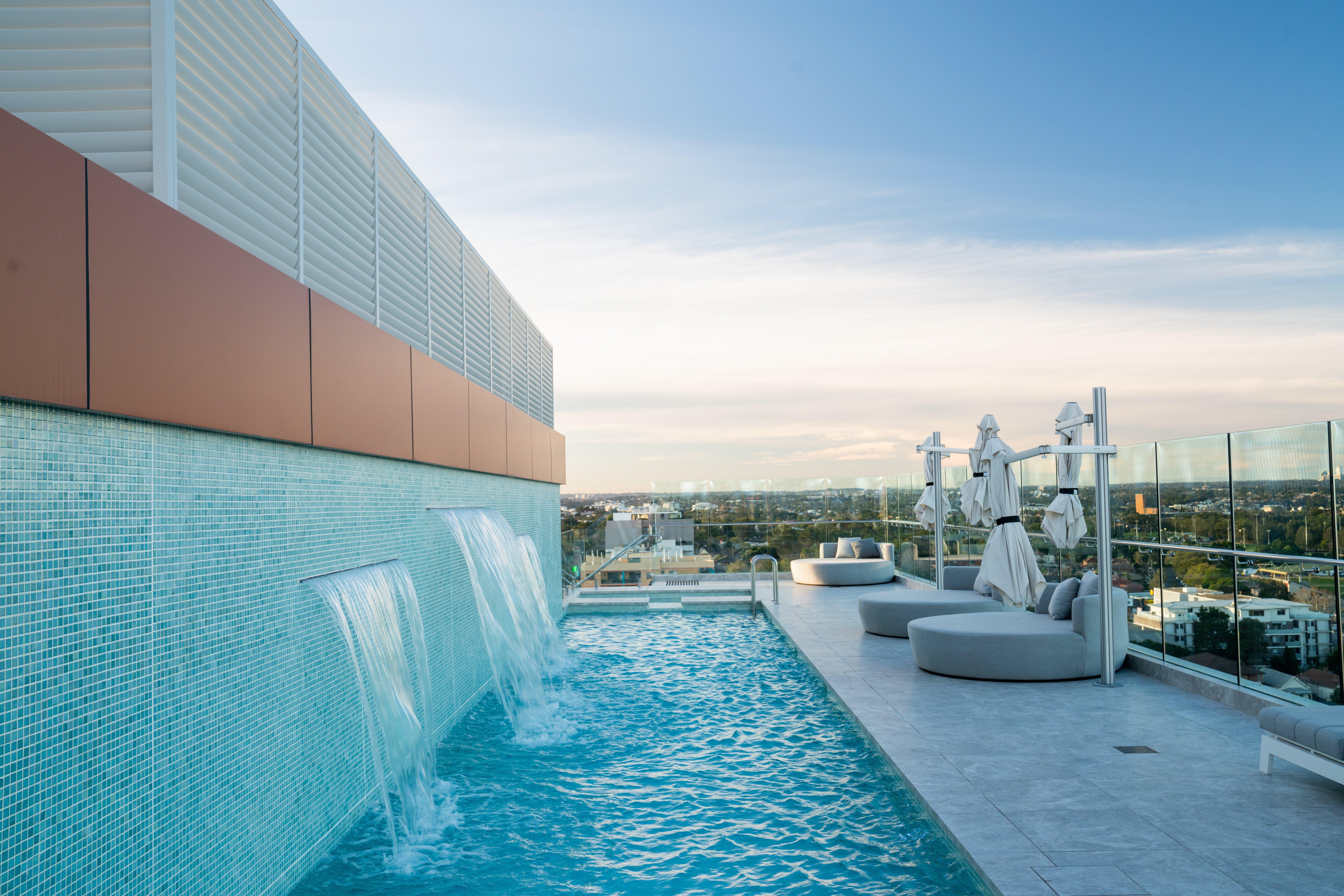 Crowne Plaza Burwood By Ihg Hotel 4*
