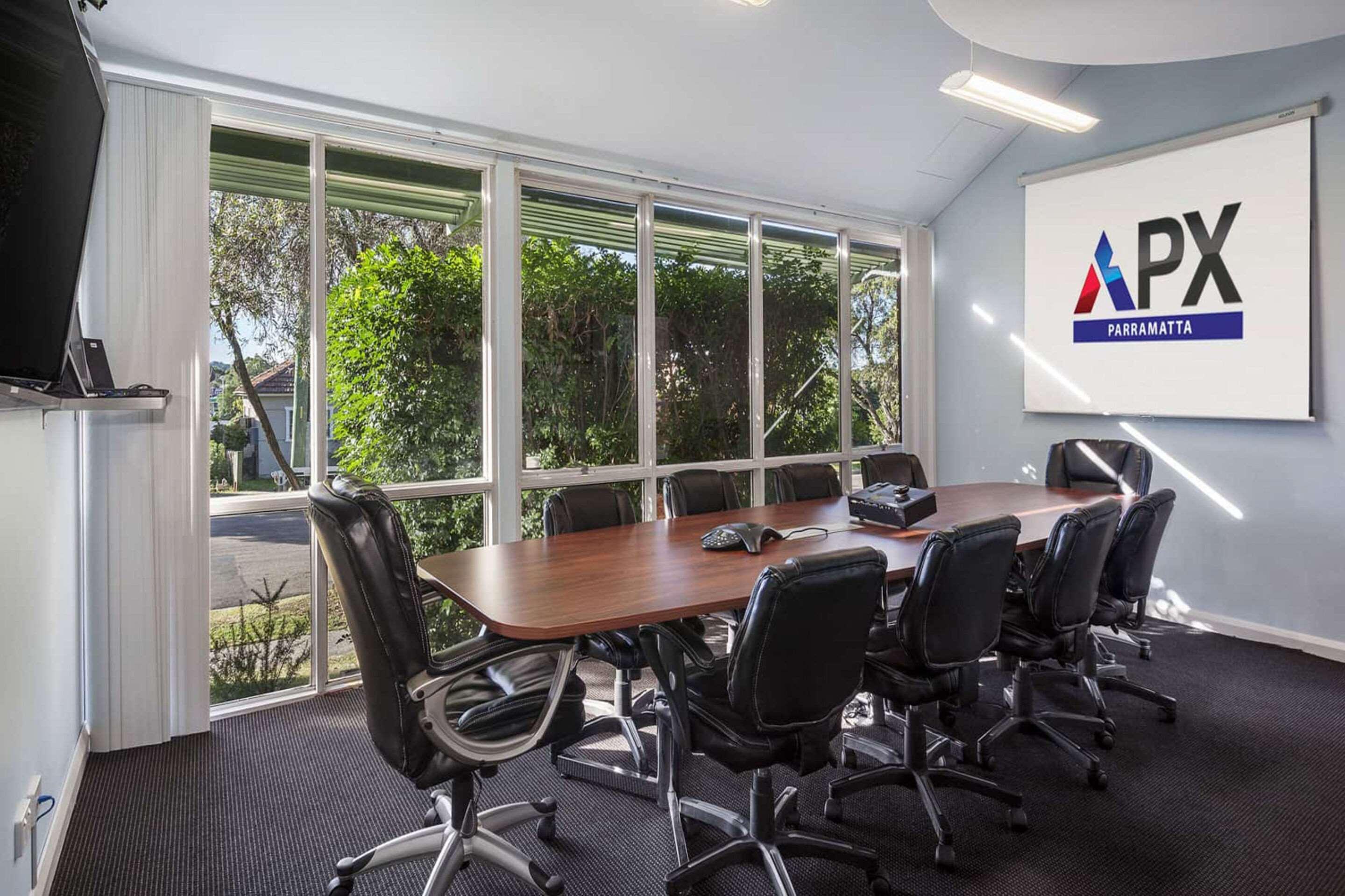 Apx Parramatta Aparthotel 4*