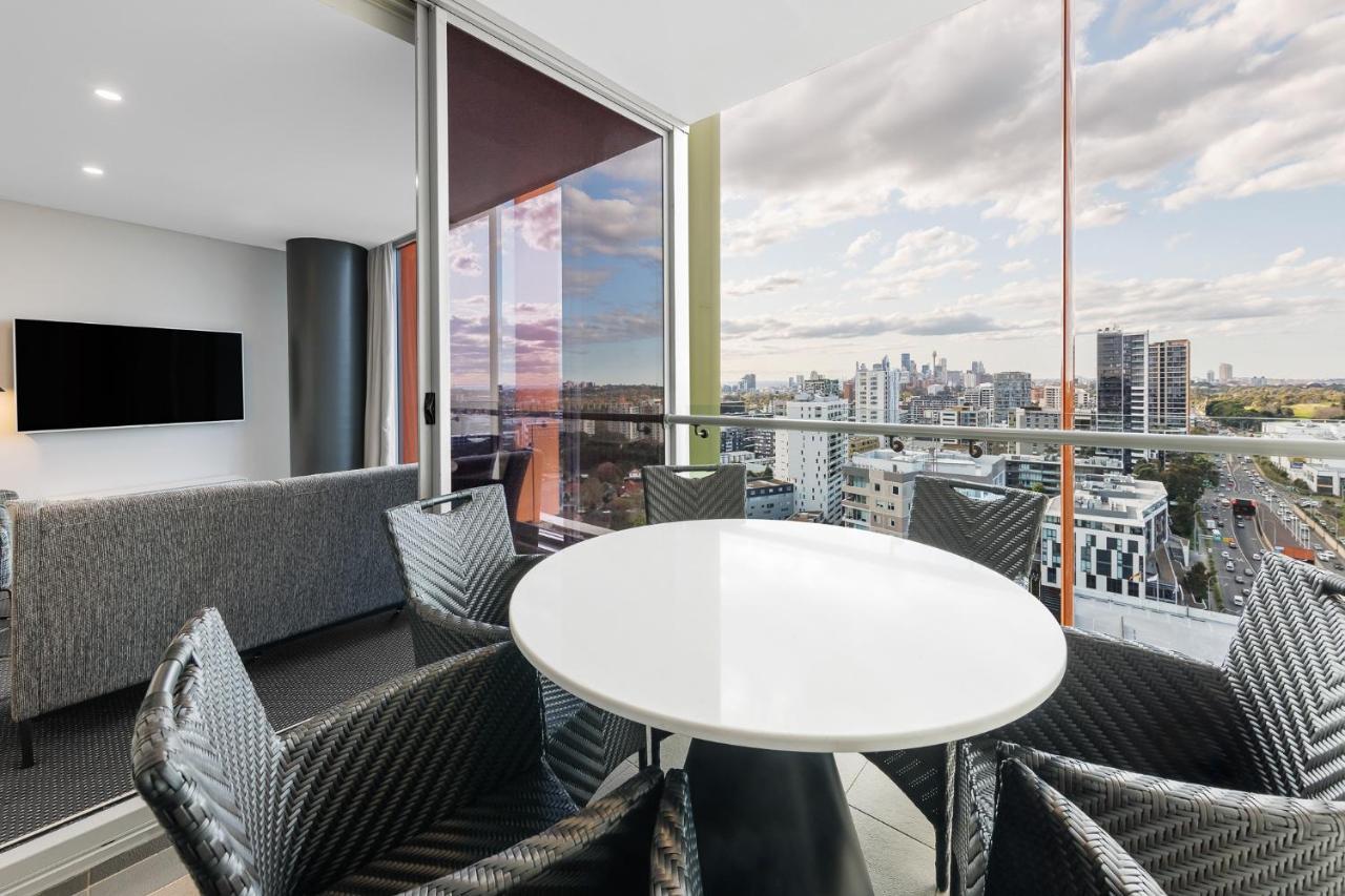 Meriton Zetland 5*