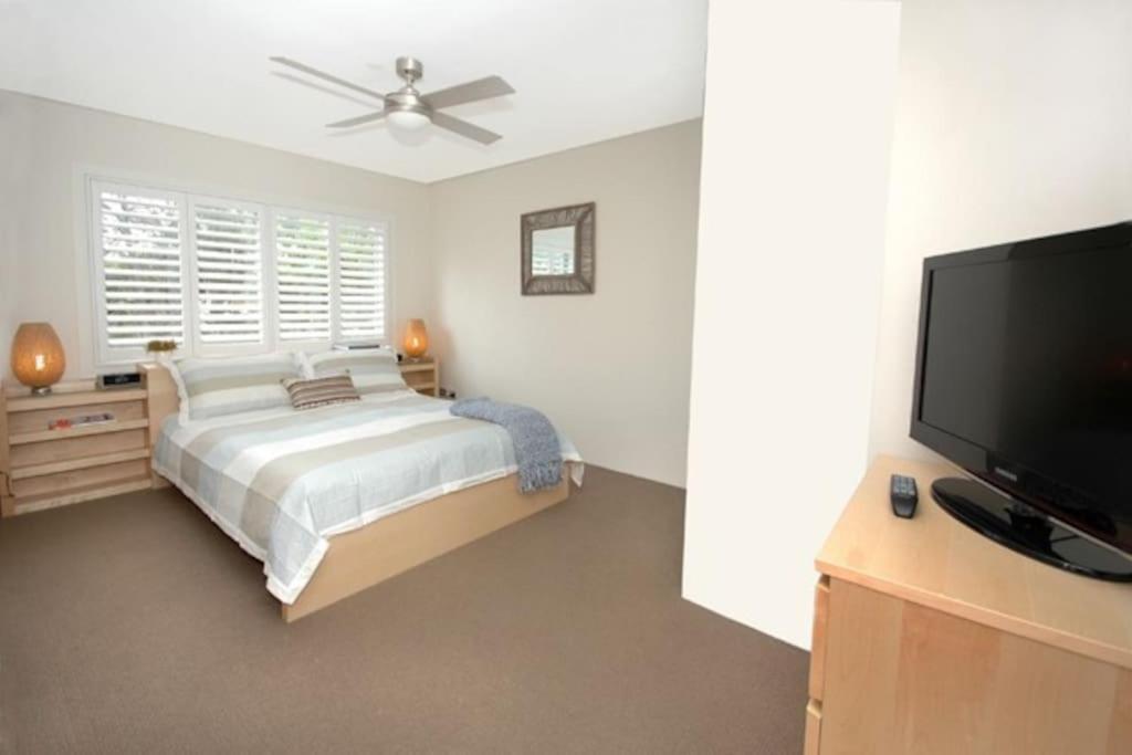 Apartment Velly-modern Light 2br Moments From Clovelly *