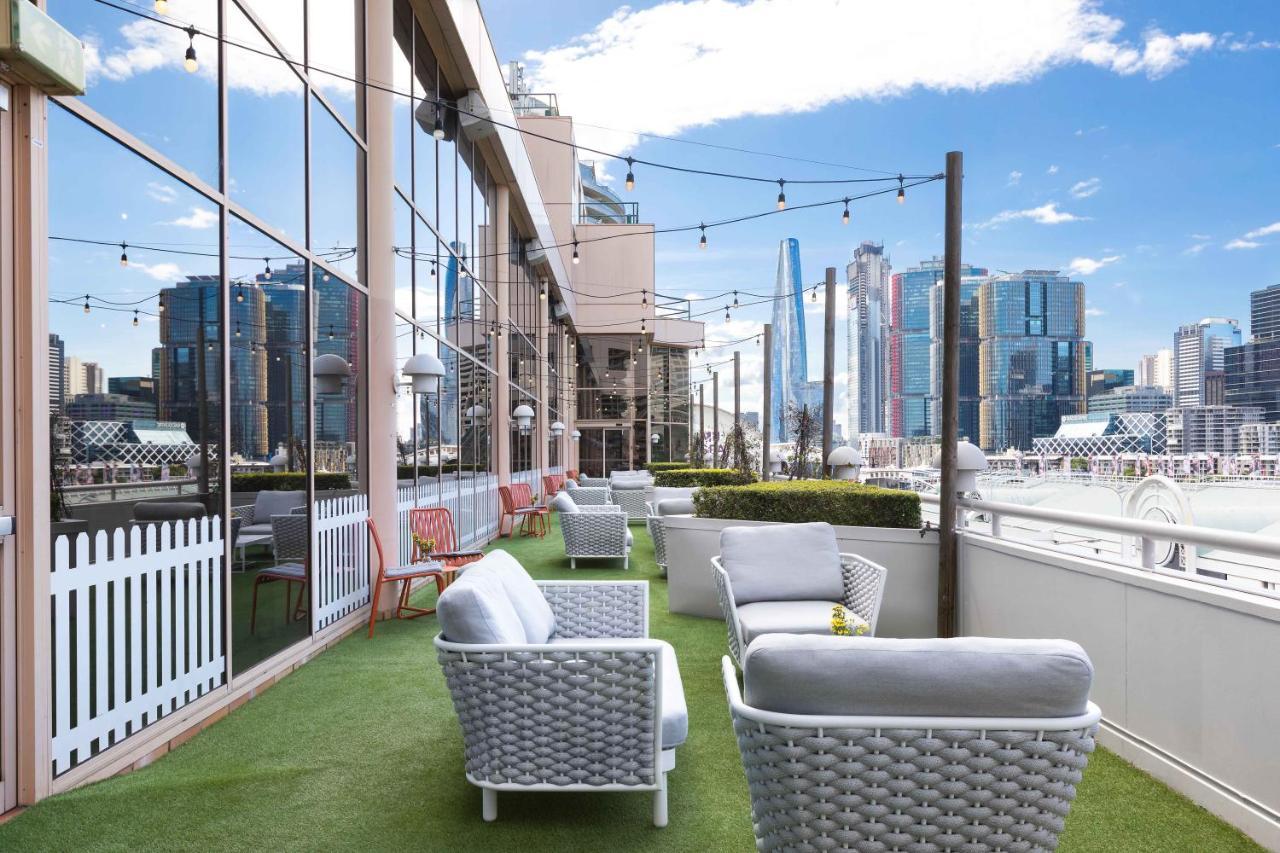 Novotel Darling Harbour 4*