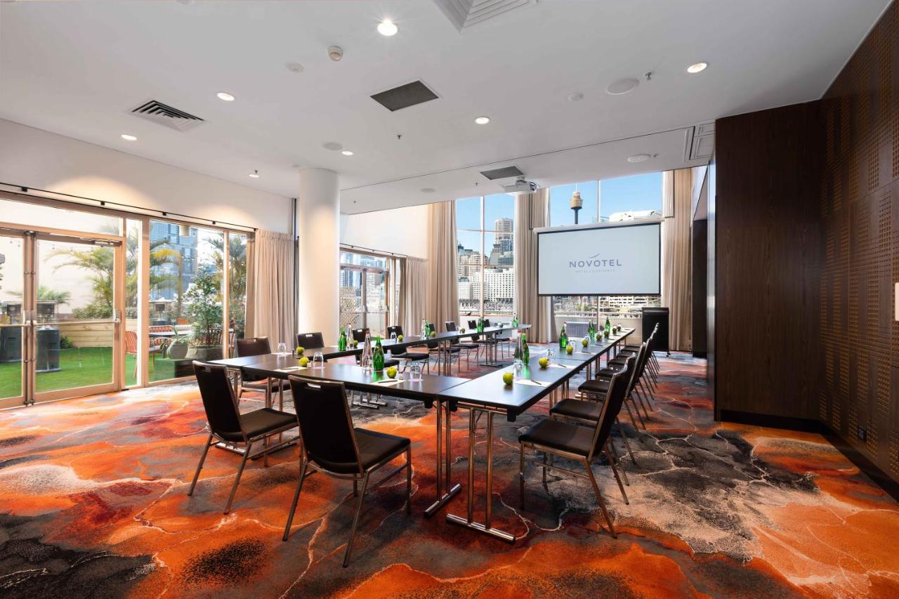 Novotel Darling Harbour 4*