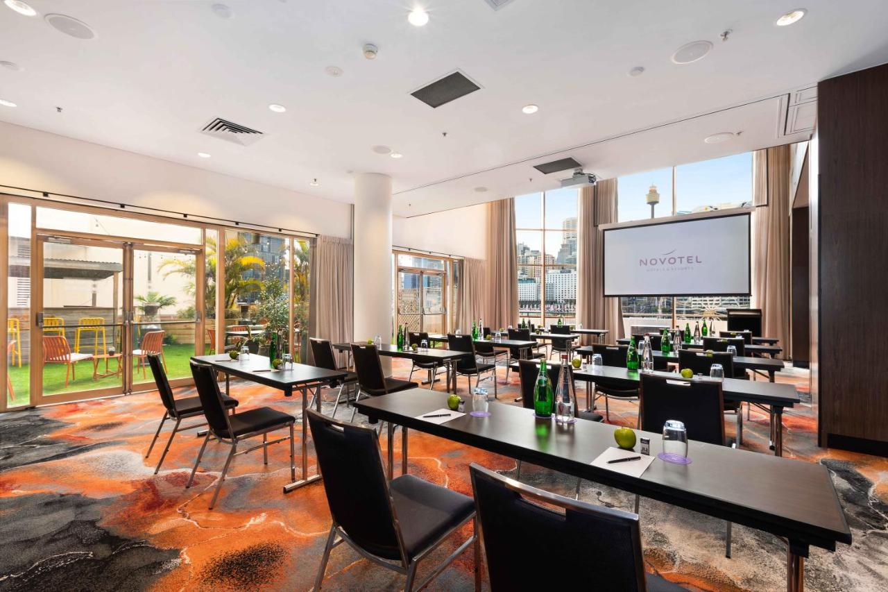 Novotel Darling Harbour 4*