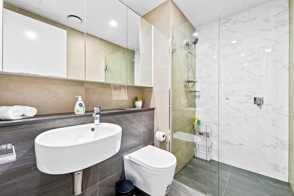 Facilities On-site 4 Bedrooms Olympic Park Sydney