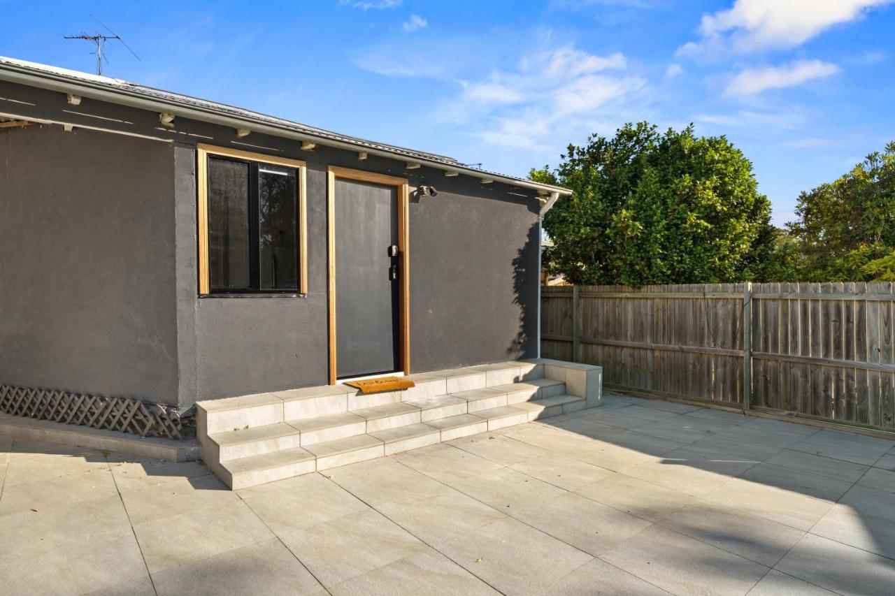 Spacious 1 Bedroom With Free Parking Holiday home Sydney