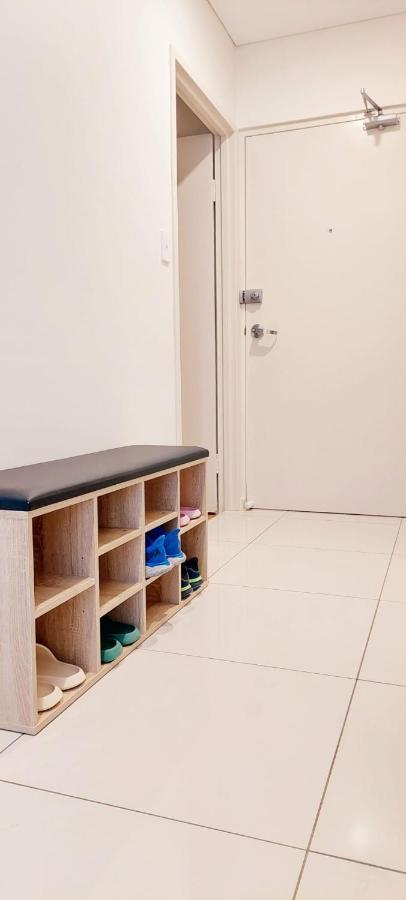 Shared Bright And Cozy In Parramatta Cbd - Close To Everything Homestay *