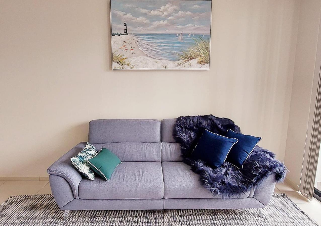 Shared Bright And Cozy In Parramatta Cbd - Close To Everything Homestay Sydney
