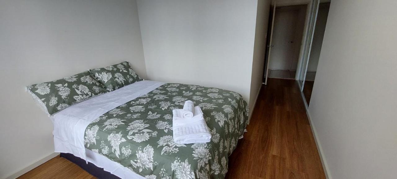 Shared Bright And Cozy In Parramatta Cbd - Close To Everything Homestay *