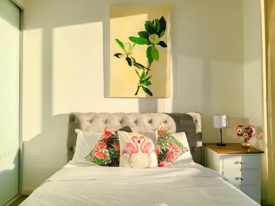 Spacious 3-bed Penthouse With Perfect View Apartment Sydney