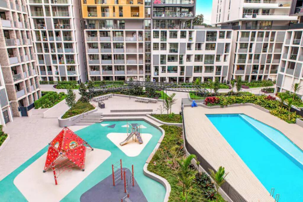 Modern 1 Bed Apt Op Mhs Apartment Sydney