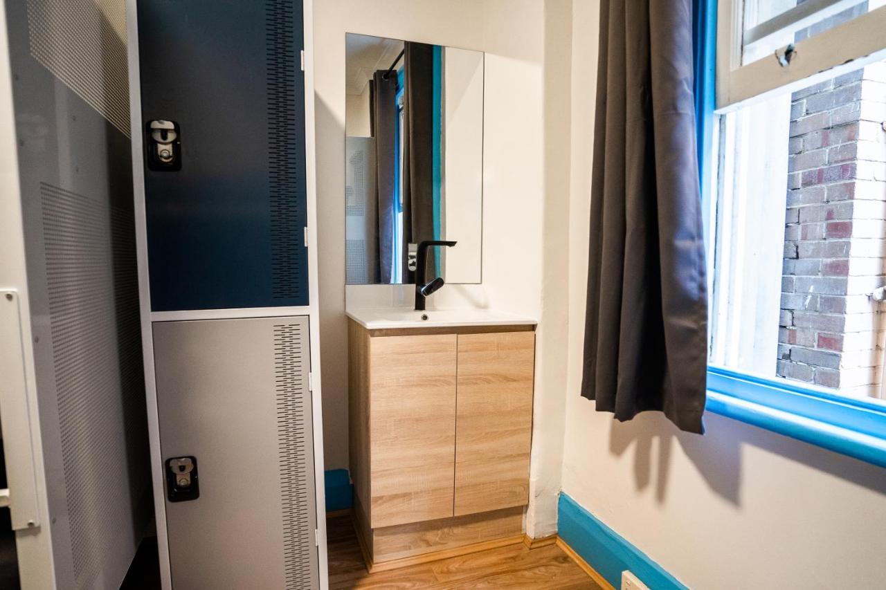 Mad Monkey Potts Point Hostel