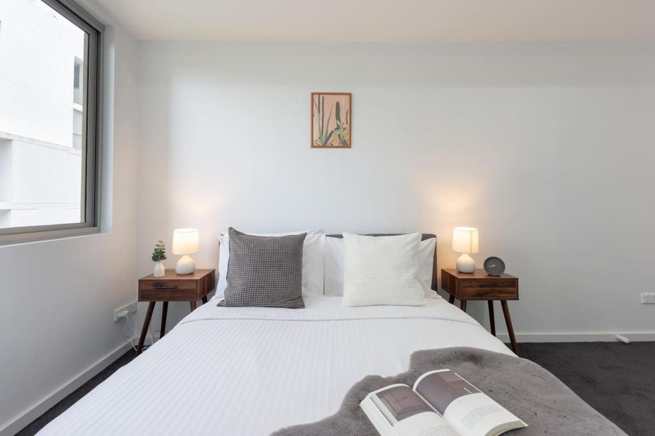 Apartment Cozy 2br W Free Parking Near Westfield Parramatta Sydney
