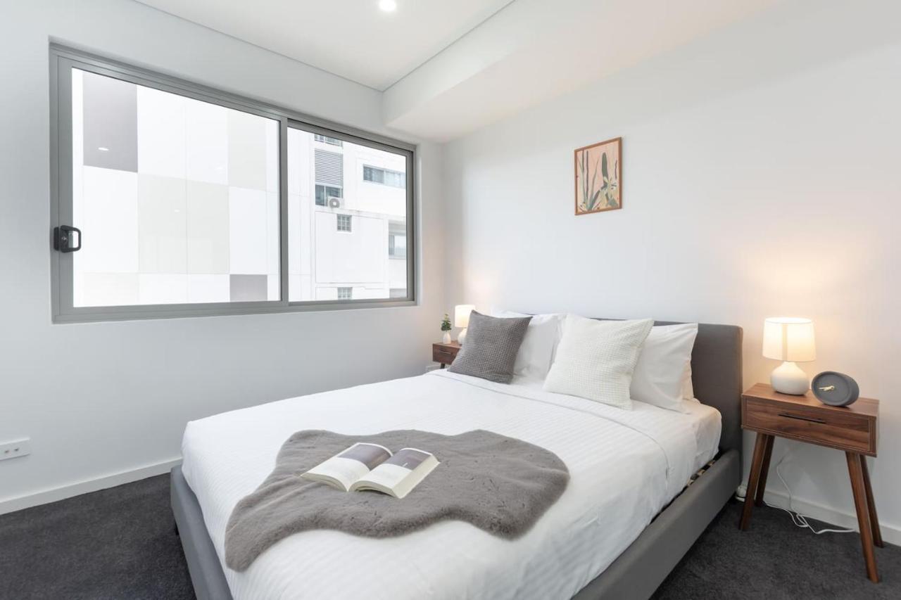 Cozy 2br W Free Parking Near Westfield Parramatta * Sydney