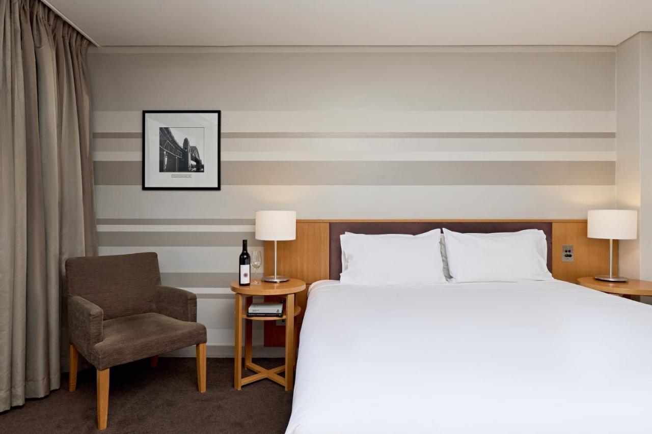 View 4* Sydney