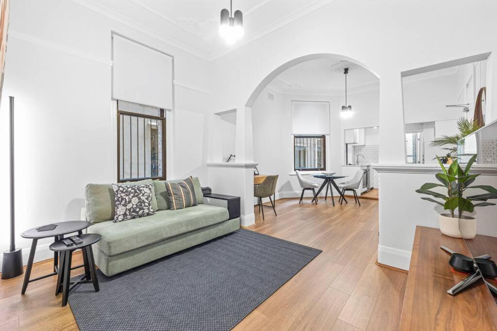 Kings4 Self Catering * Sydney