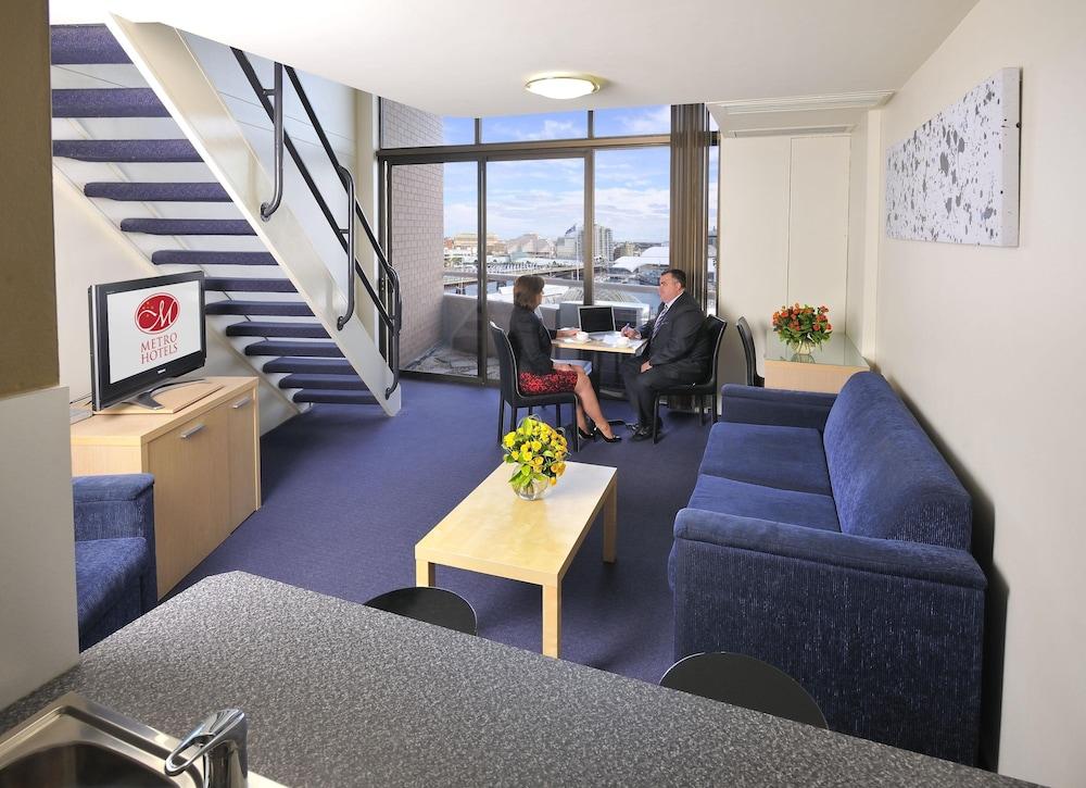 Metro On Darling Harbour Aparthotel Sydney