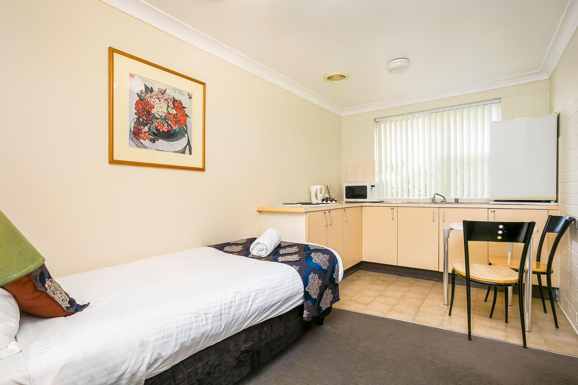The North Shore Hotel 3*